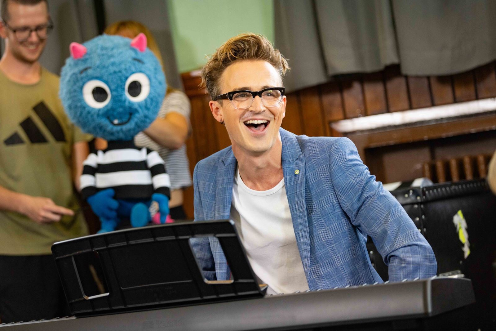 Tom Fletcher with Monster c. Mark Senior